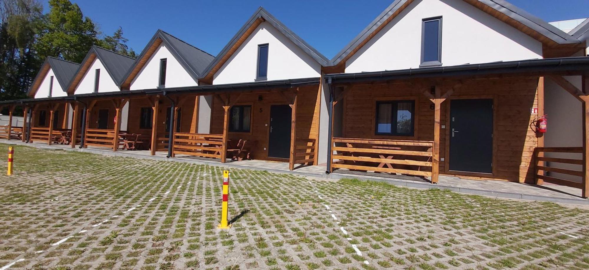 Camping Klif-Nowe Klimatyzowane Domki, 400M Od Centrum Rewala, 30M Od Morza Trzesacz Ngoại thất bức ảnh